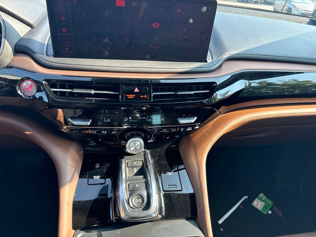 Used 2025 Acura MDX SH-AWD w/ Technology Package image 22
