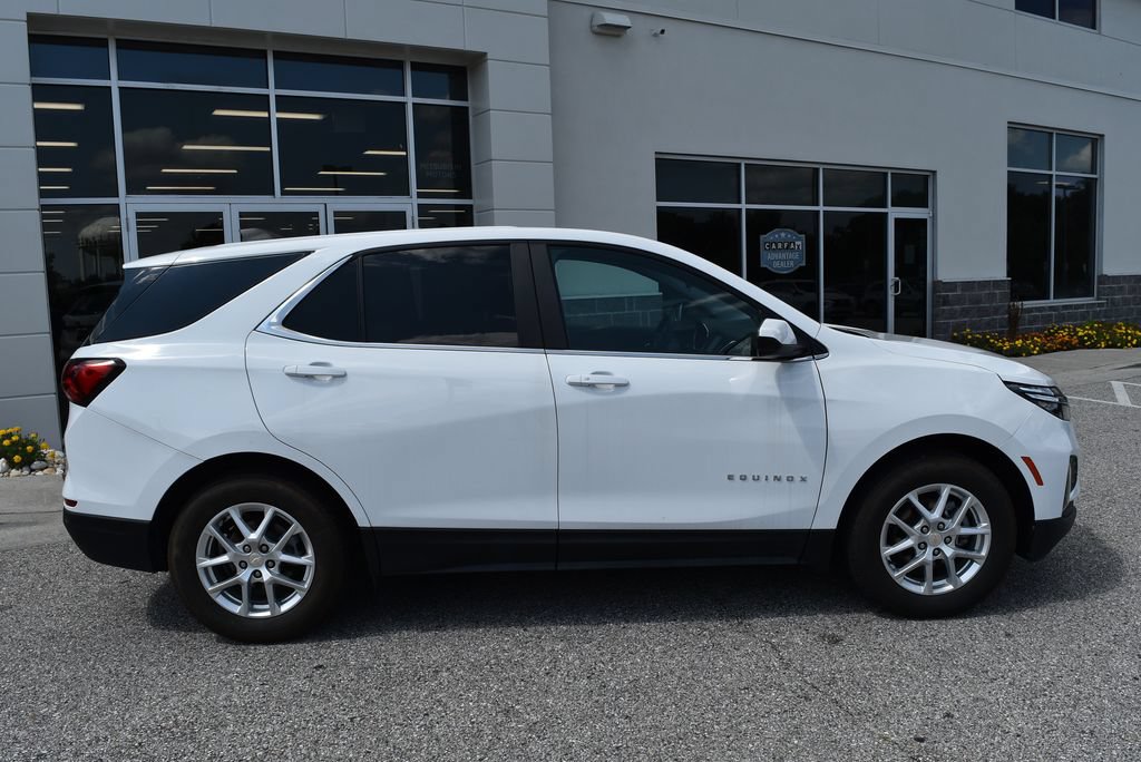 Used 2024 Chevrolet Equinox LT AWD/4WD image 2