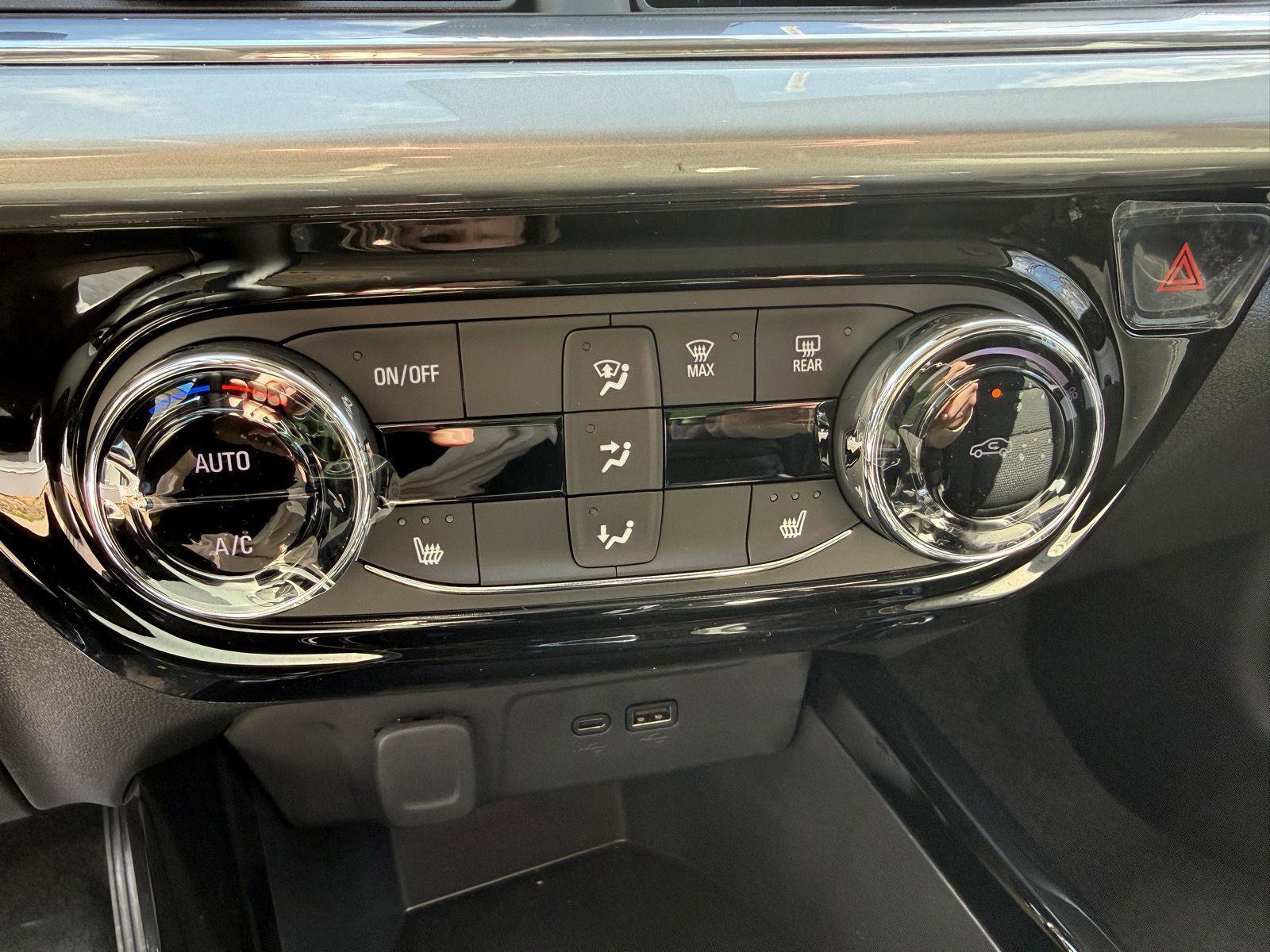 New 2026 Chevrolet Trax LT FWD image 16