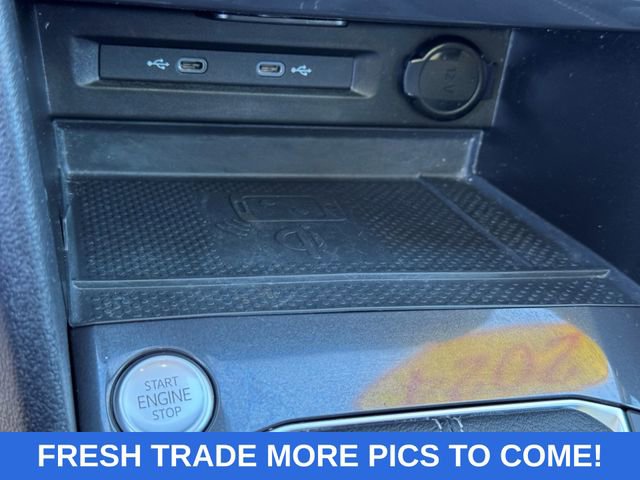 Used 2024 Volkswagen Tiguan SE w/ Panoramic Sunroof Package AWD/4WD image 29