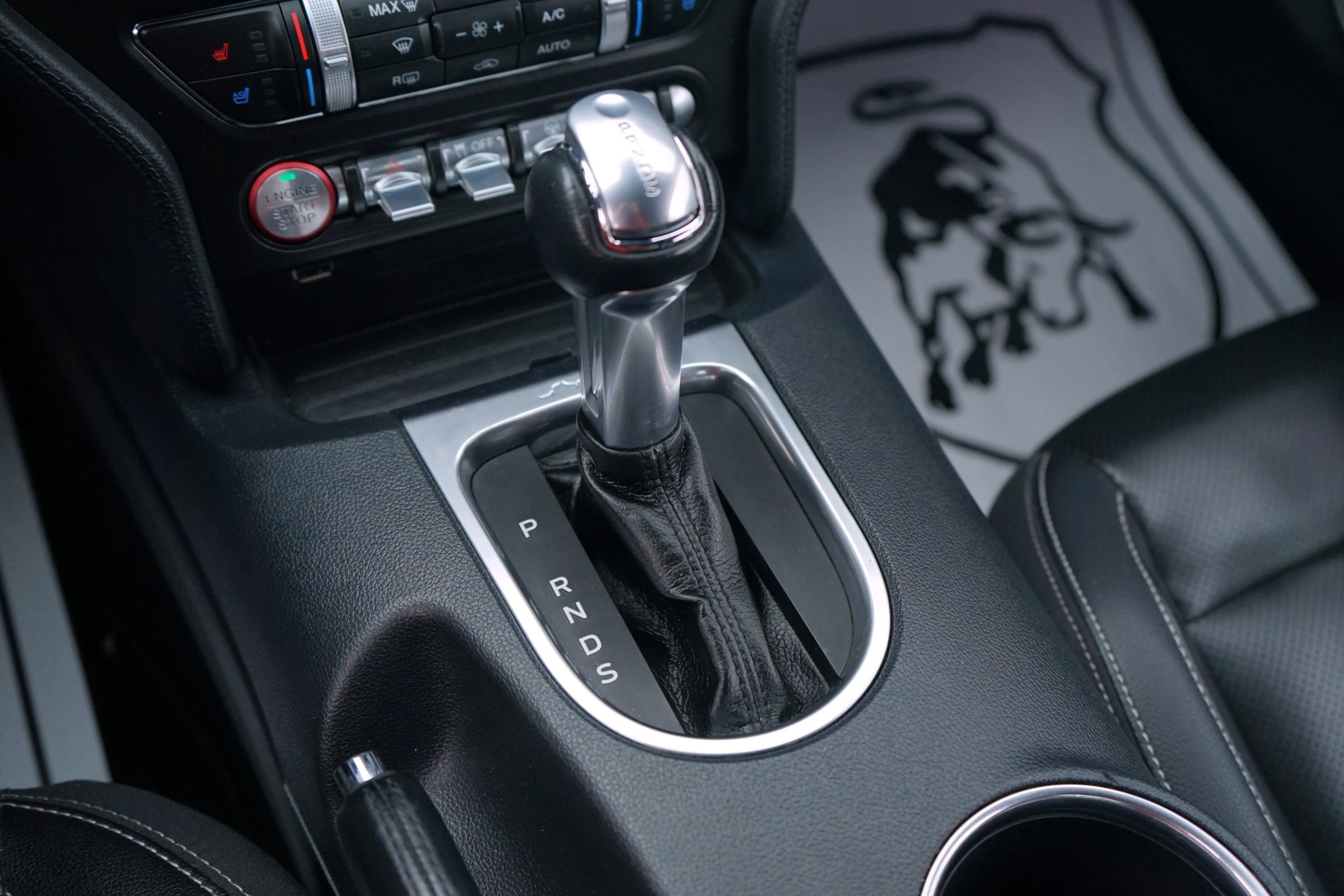 Used 2021 Ford Mustang Premium image 31