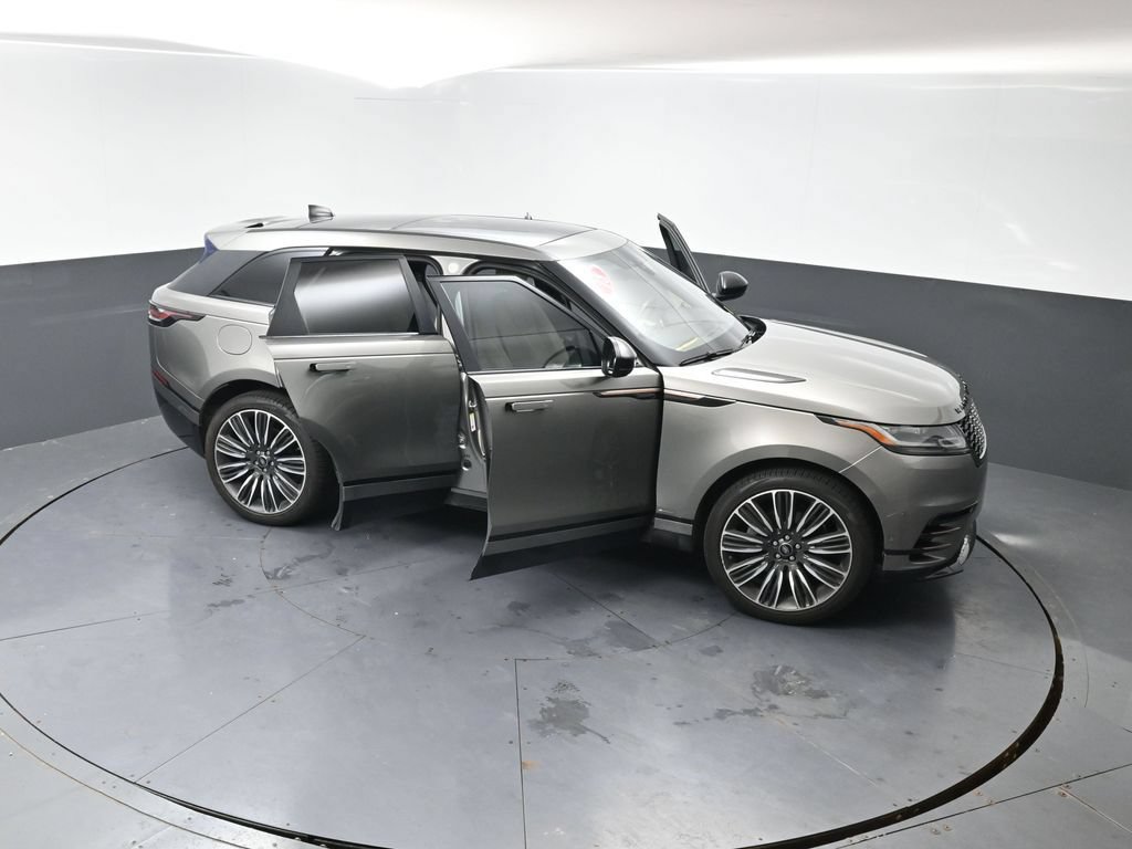 Used 2018 Land Rover Range Rover Velar R-Dynamic HSE AWD/4WD image 59