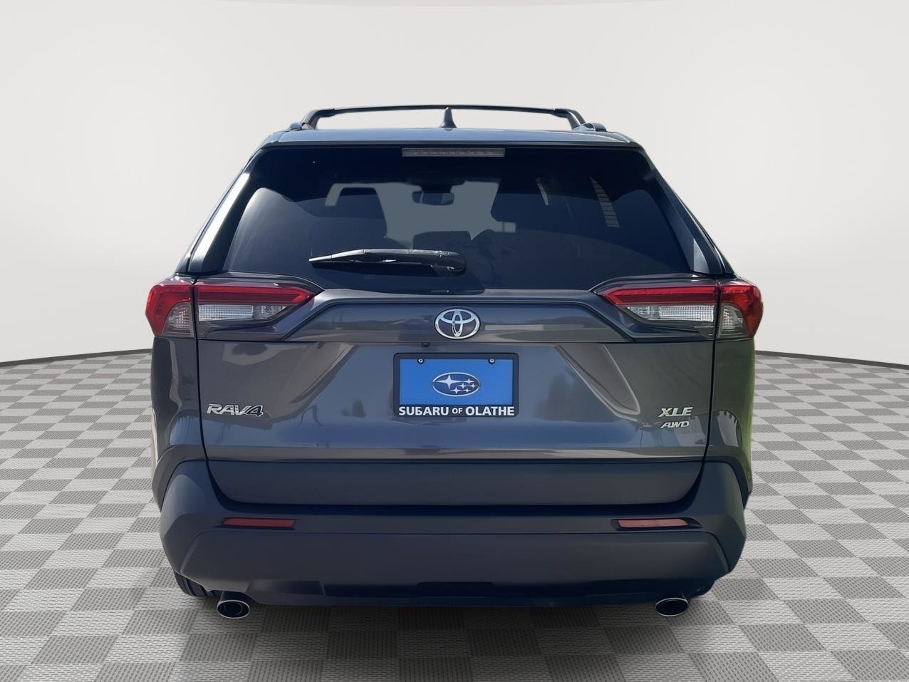 Used 2022 Toyota RAV4 XLE AWD/4WD image 7