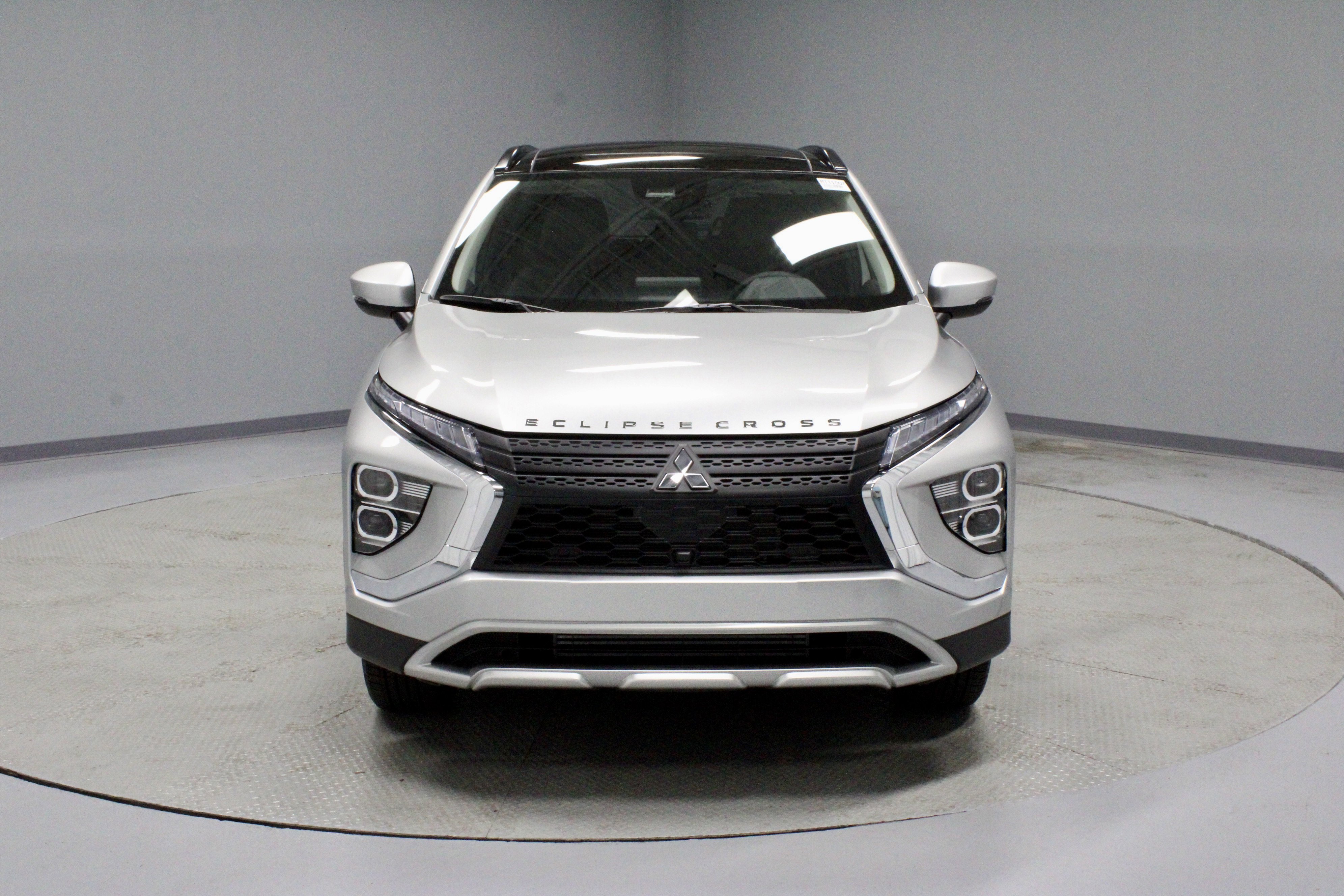 New 2026 Mitsubishi Eclipse Cross SE image 3