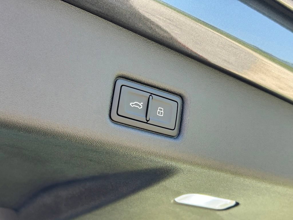 New 2026 Audi SQ5 Premium Plus AWD/4WD image 50