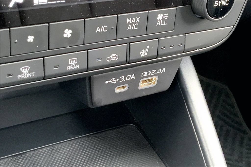 Certified 2026 Subaru Outback Premium AWD/4WD image 16
