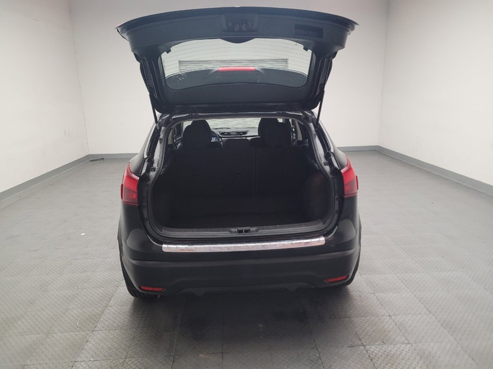 Used 2018 Nissan Rogue Sport S w/ S Appearance Package image 29