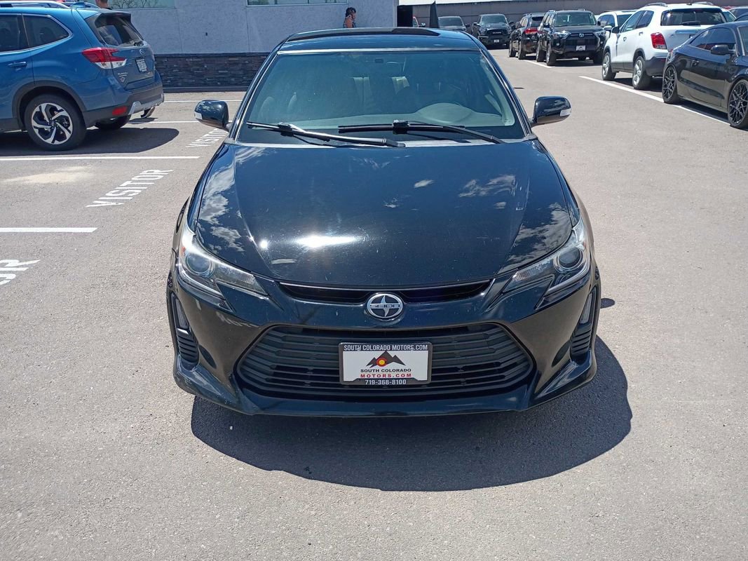 Used 2015 Scion tC FWD image 2