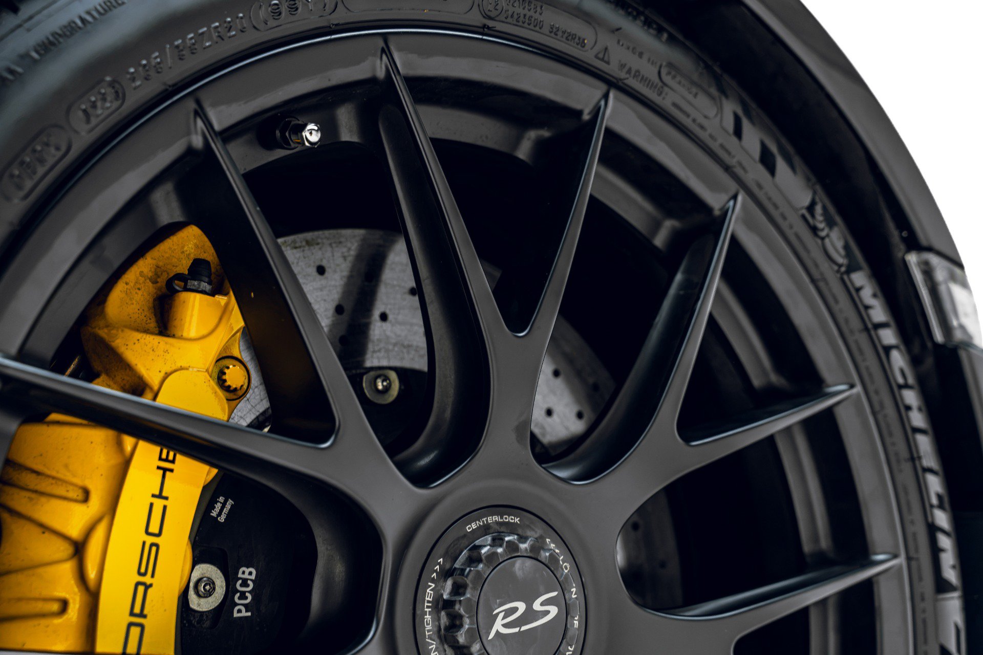 Used 2018 Porsche 911 GT2 RS RWD image 35