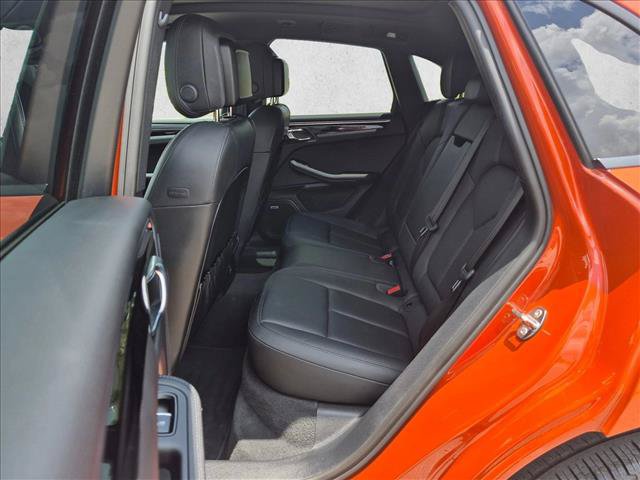Used 2022 Porsche Macan AWD/4WD image 19