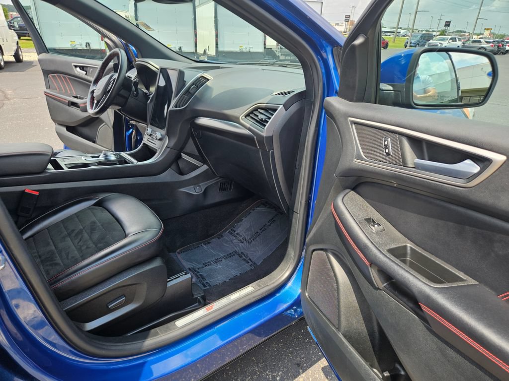 Used 2023 Ford Edge ST-Line AWD/4WD image 28