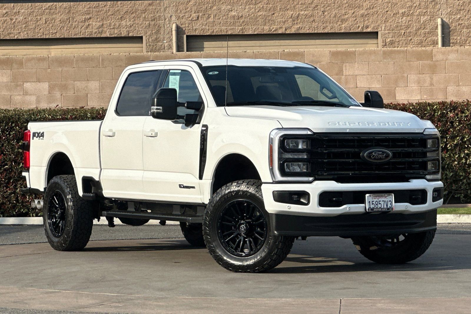 Used 2023 Ford F250 Lariat w/ Lariat Ultimate Package image 2