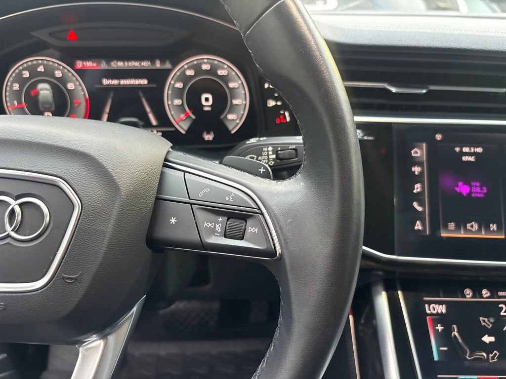 Used 2023 Audi Q7 2.0T Premium Plus w/ Premium Plus Package AWD/4WD image 22