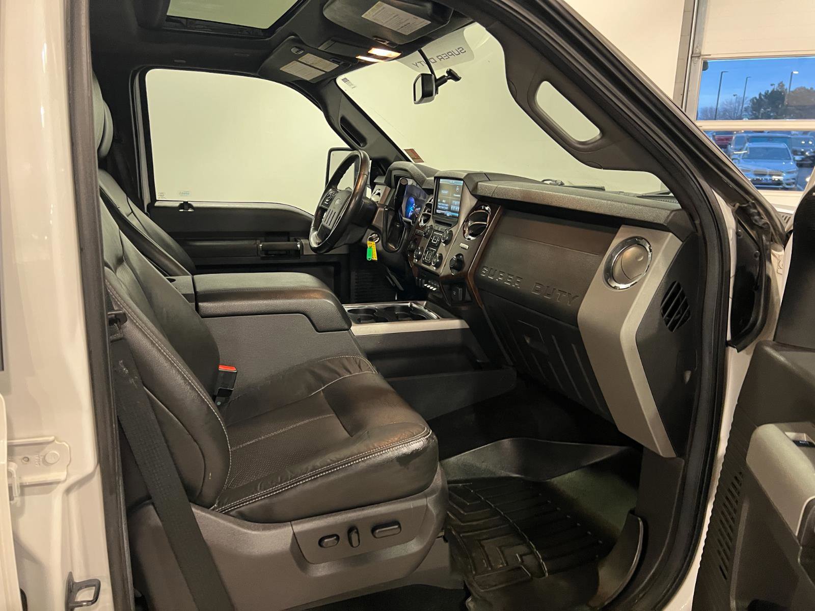 Used 2014 Ford F350 Lariat w/ Lariat Ultimate Package image 36