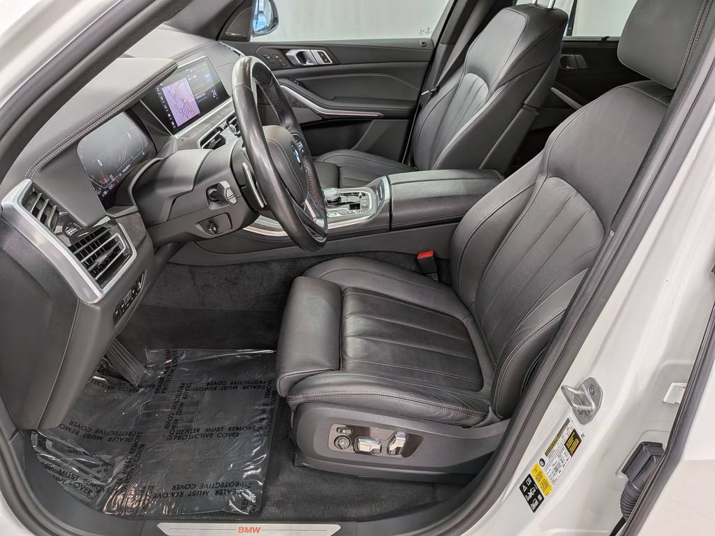 Used 2021 BMW X5 xDrive40i w/ Executive Package AWD/4WD image 14