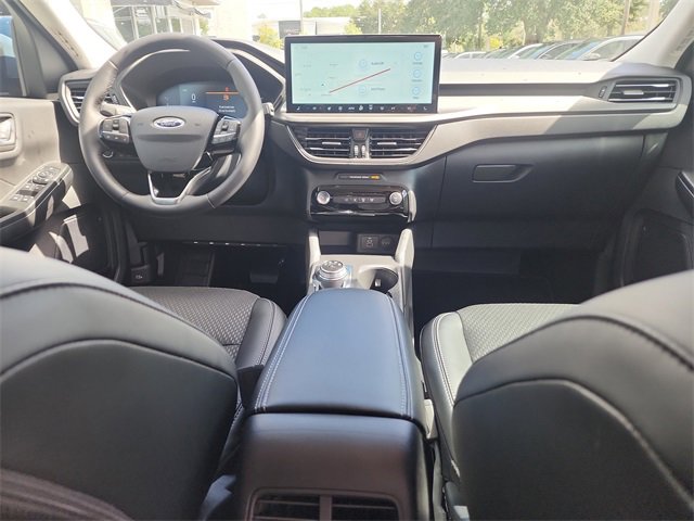New 2026 Ford Escape SE FWD image 13