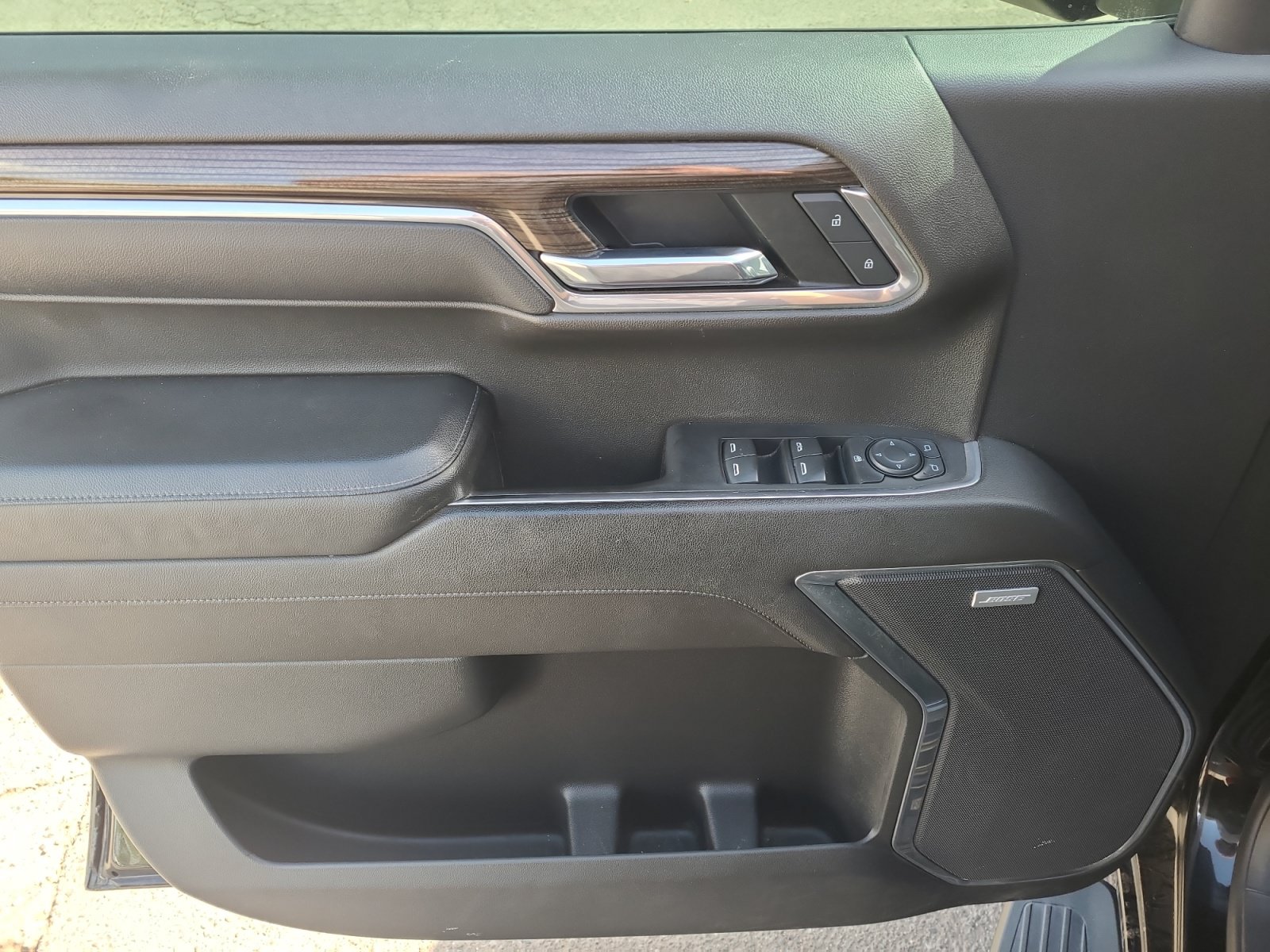 Used 2022 Chevrolet Silverado 1500 LT Trail Boss w/ Convenience Package II AWD/4WD image 14