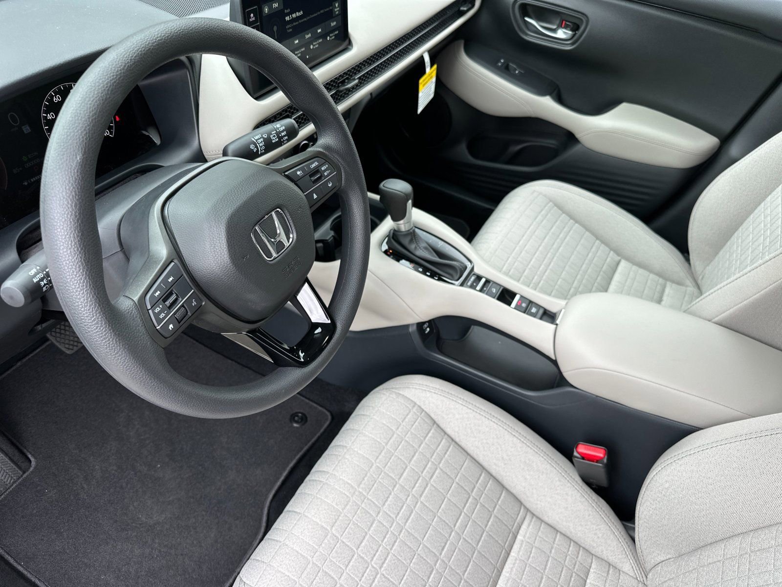 New 2026 Honda HR-V LX image 10