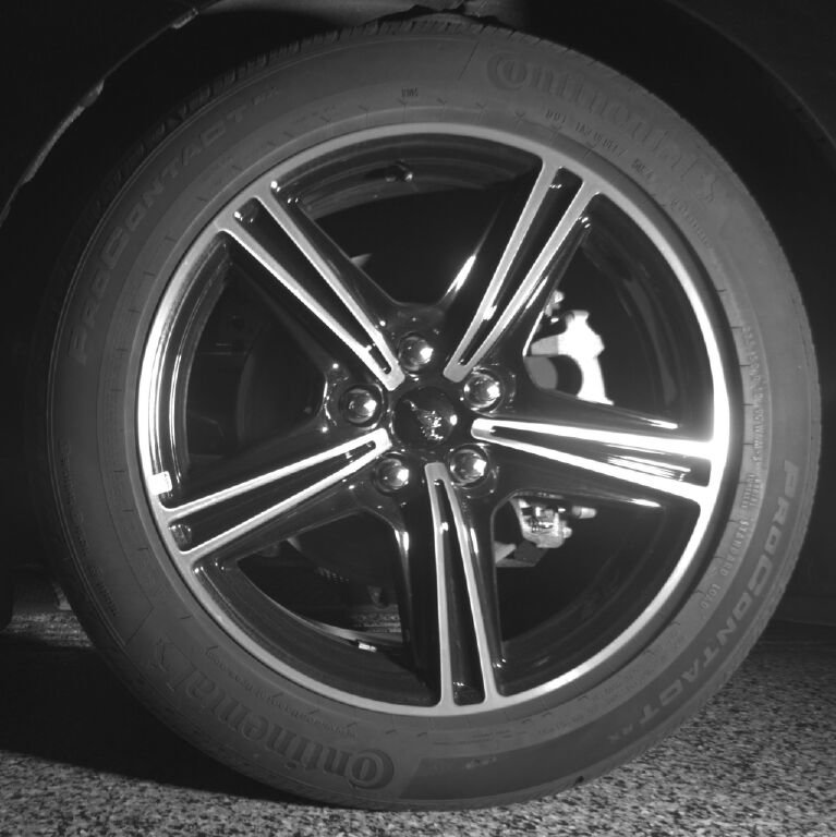 Used 2025 Ford Mustang Premium RWD image 38