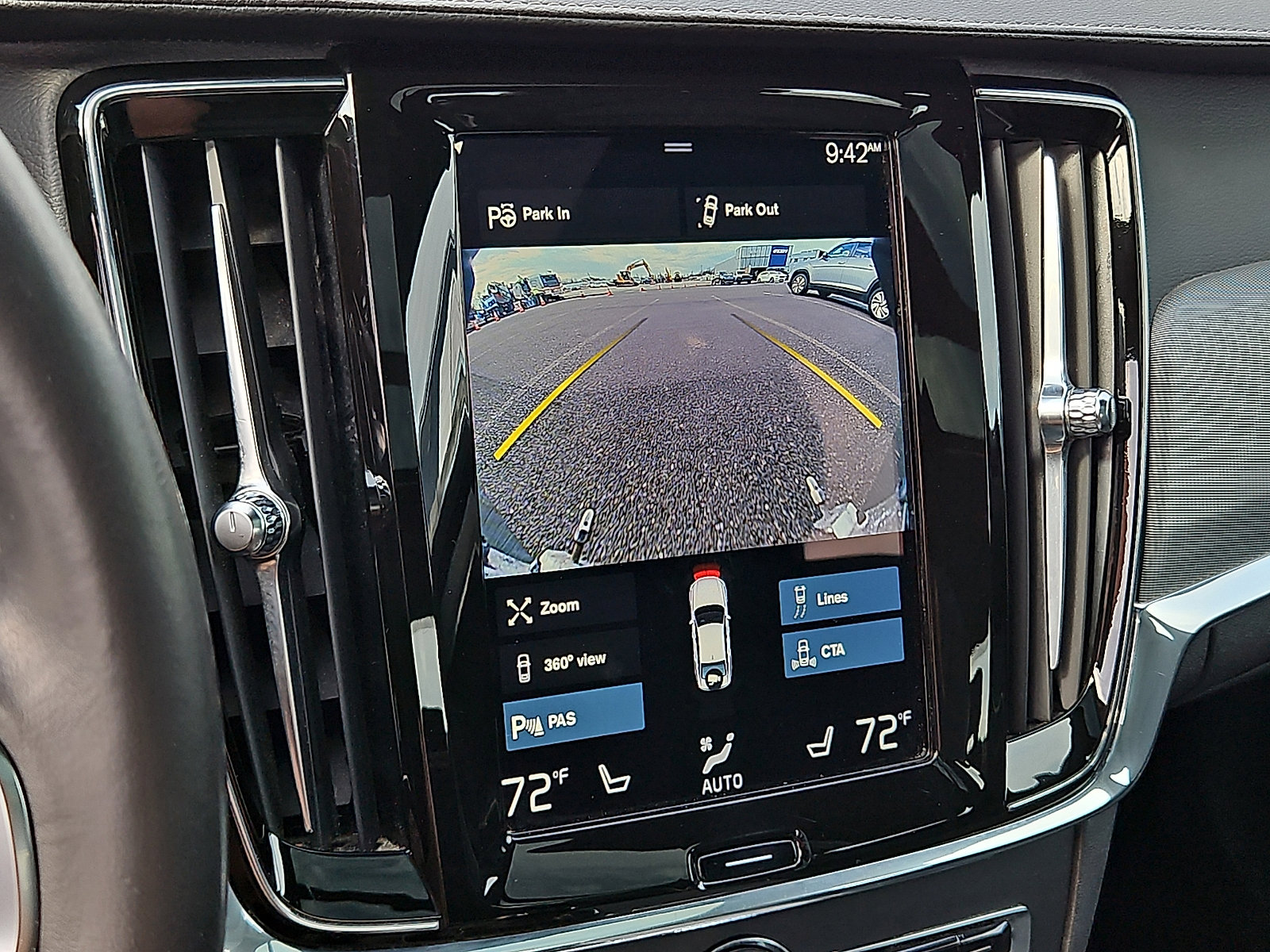 Used 2020 Volvo S90 T6 R-Design image 20