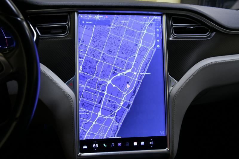 Used 2014 Tesla Model S P85D image 29