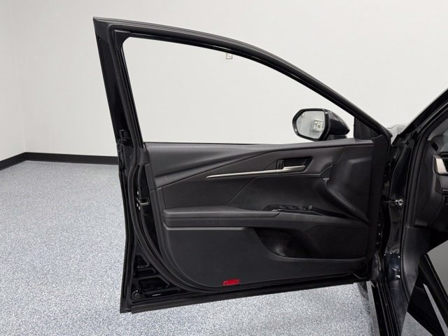 Used 2025 Toyota Camry LE FWD image 12