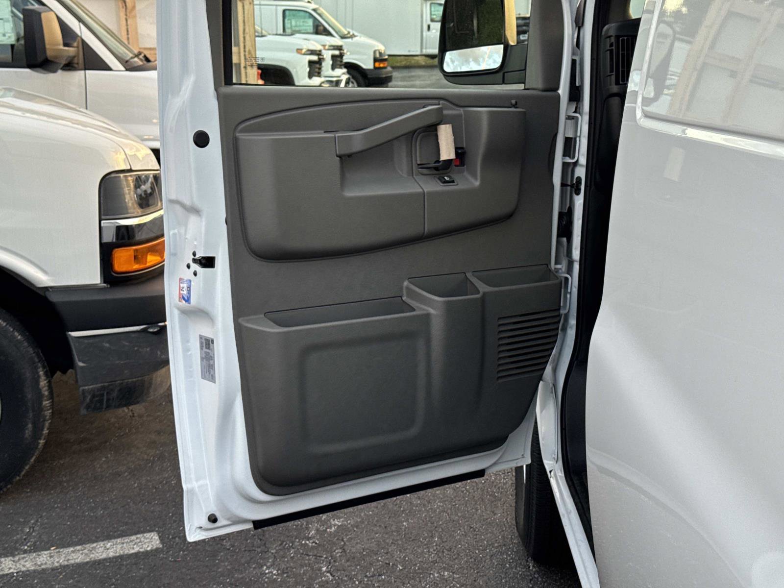 New 2026 Chevrolet Express 2500 w/ Driver Convenience Package RWD image 14