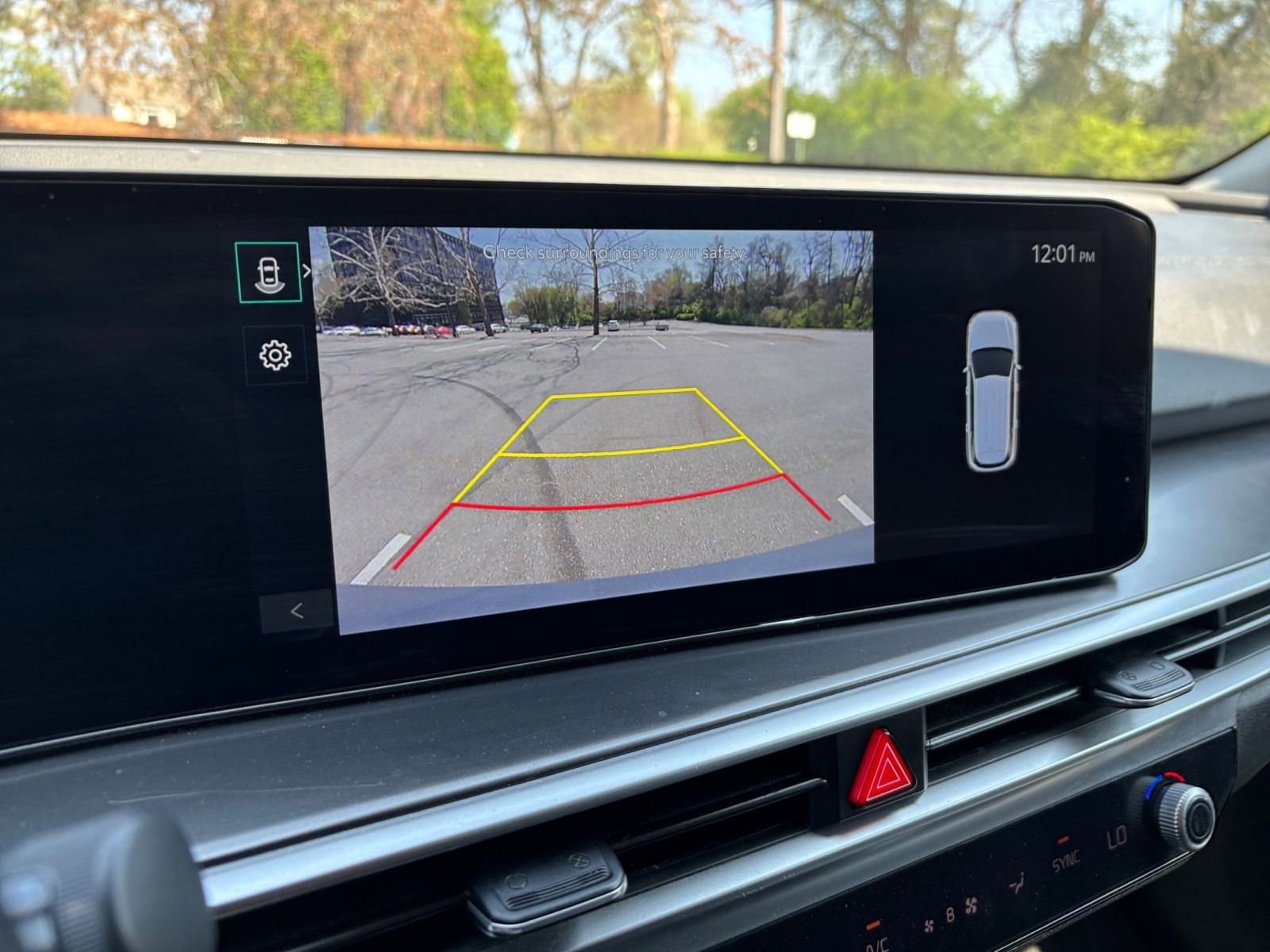 Used 2024 Kia Sorento S image 25