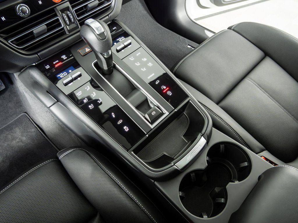 New 2026 Porsche Macan S AWD/4WD image 18