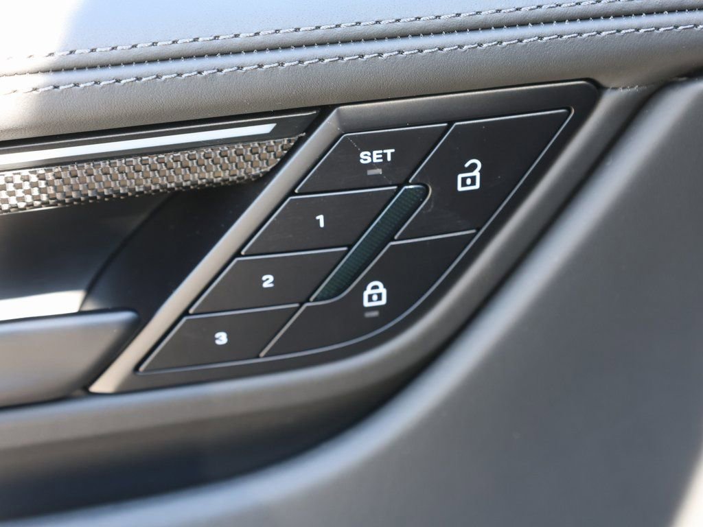 Used 2025 Porsche Macan Turbo Electric image 16