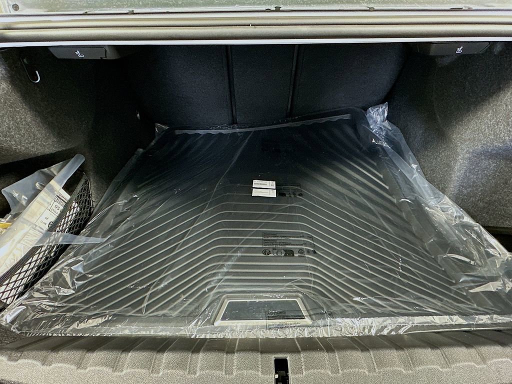 New 2026 BMW 440i xDrive Coupe w/ Parking Assistance Package image 32