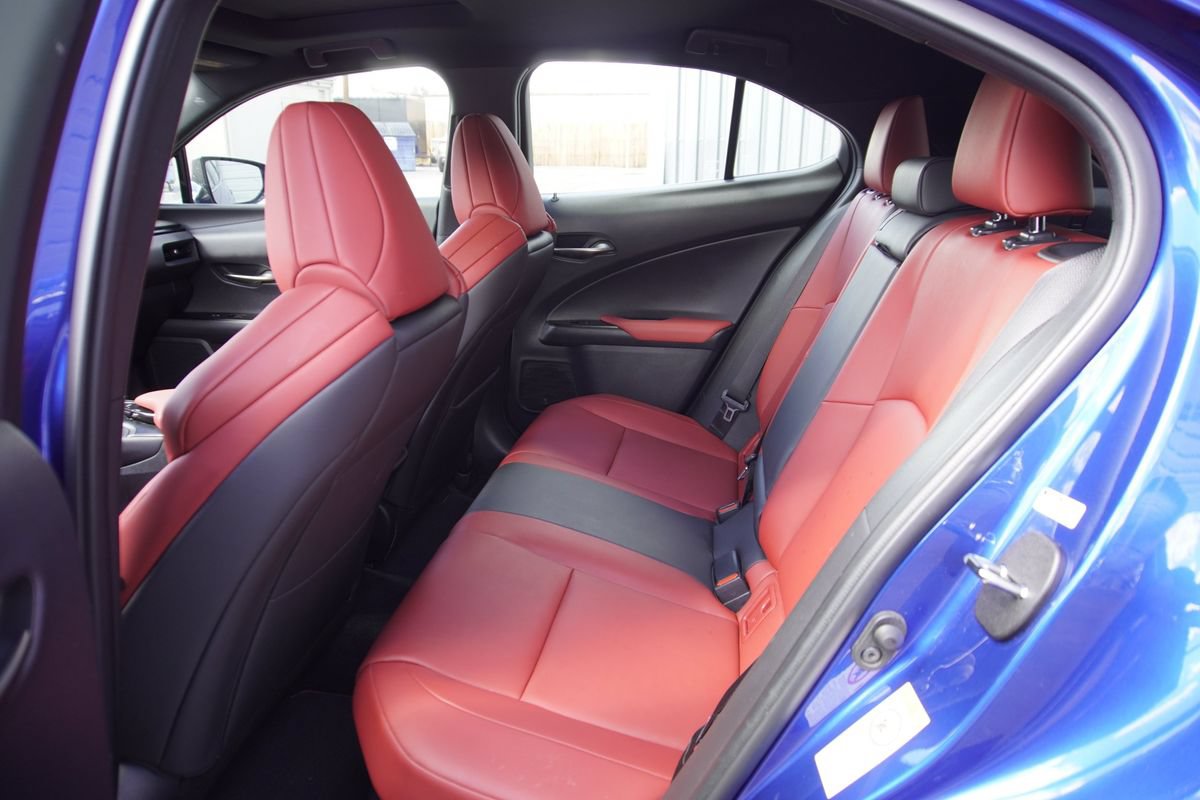 Used 2019 Lexus UX 250h F Sport w/ F Sport Premium Package AWD/4WD image 12