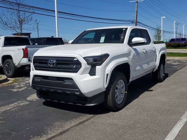 New 2026 Toyota Tacoma SR5 AWD/4WD image 2