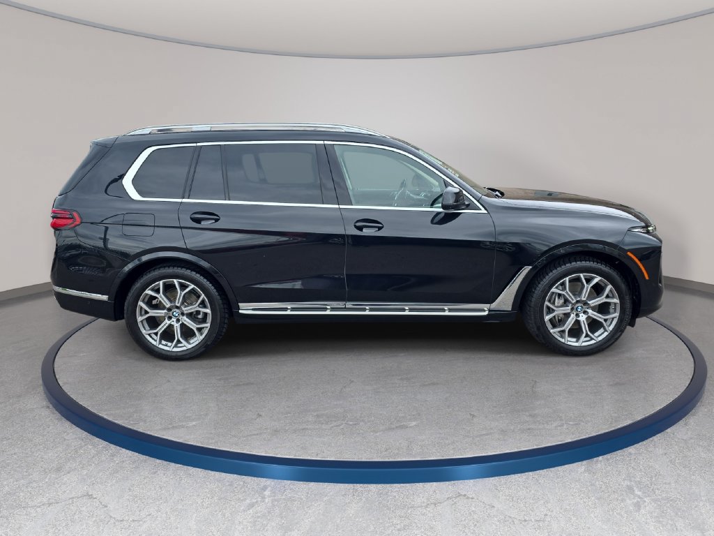 Used 2024 BMW X7 xDrive40i AWD/4WD image 5