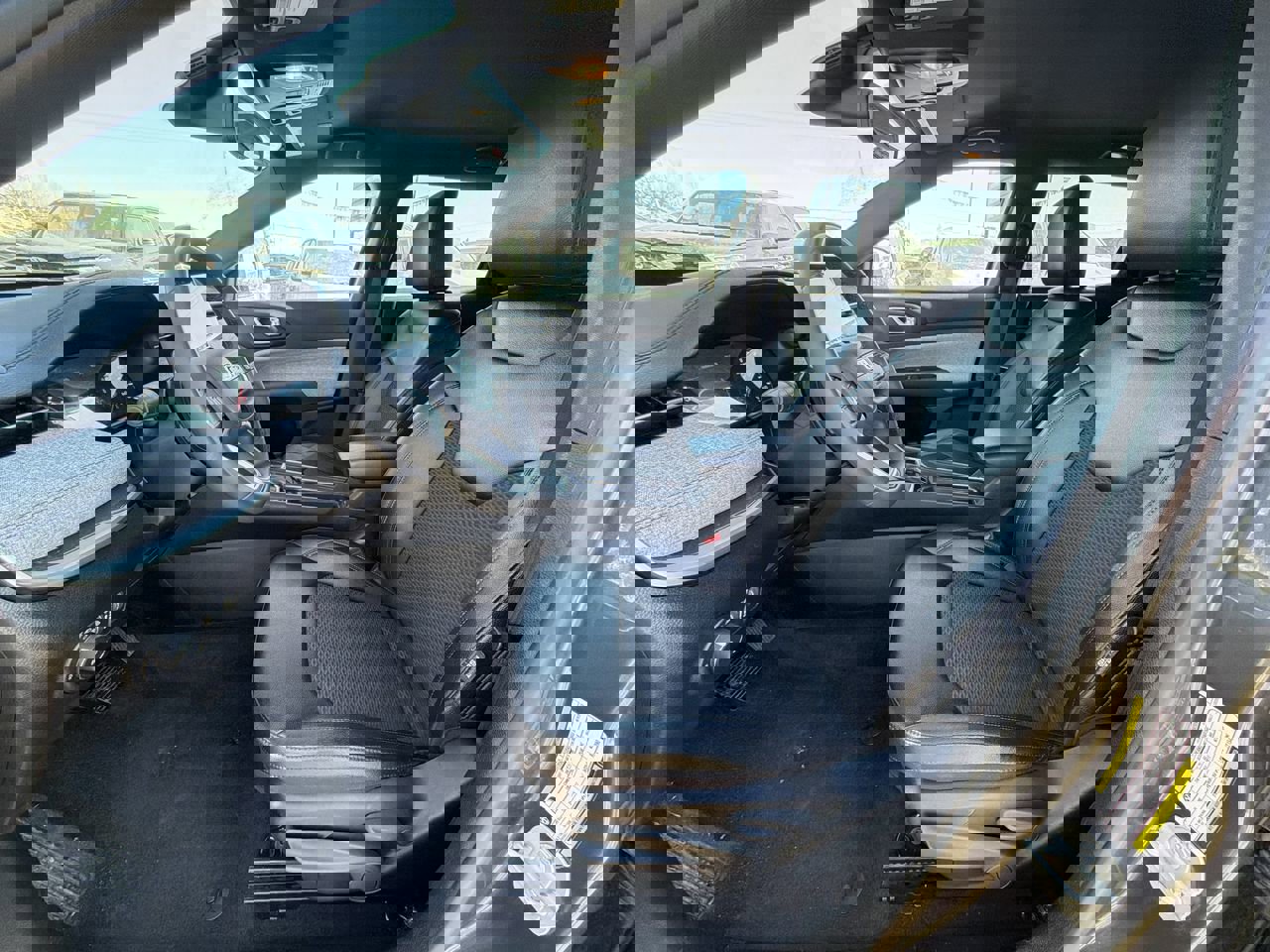 Used 2024 Jeep Compass Latitude image 13