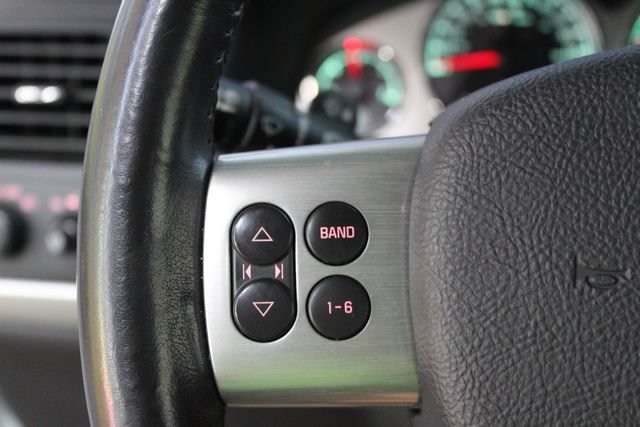 Used 2005 Pontiac Montana SV6 FWD image 17