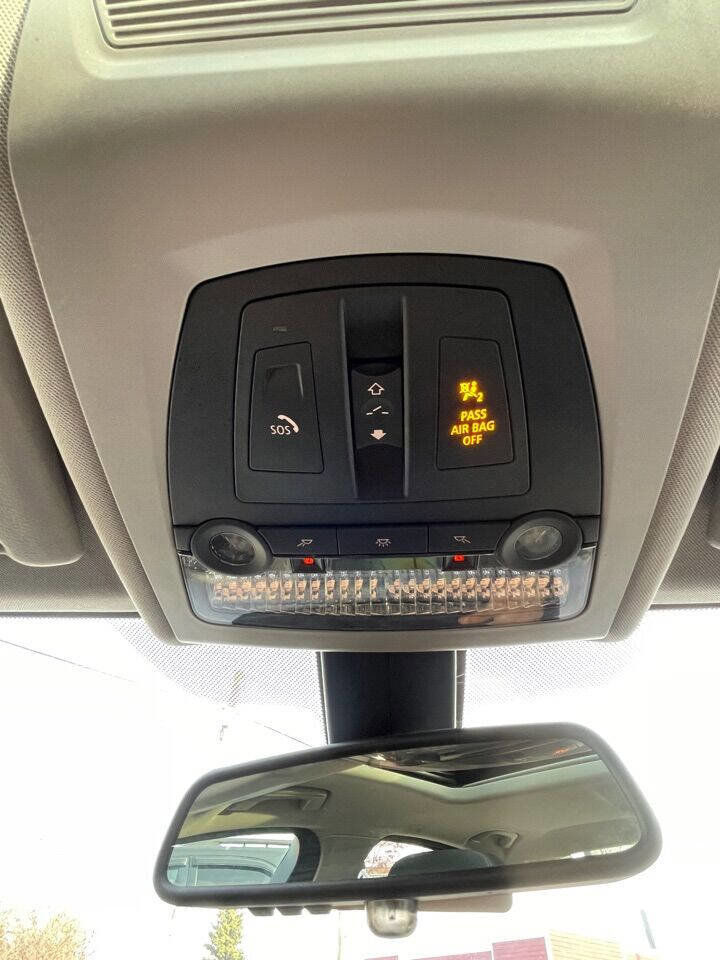 Used 2013 BMW 535i xDrive Sedan image 28