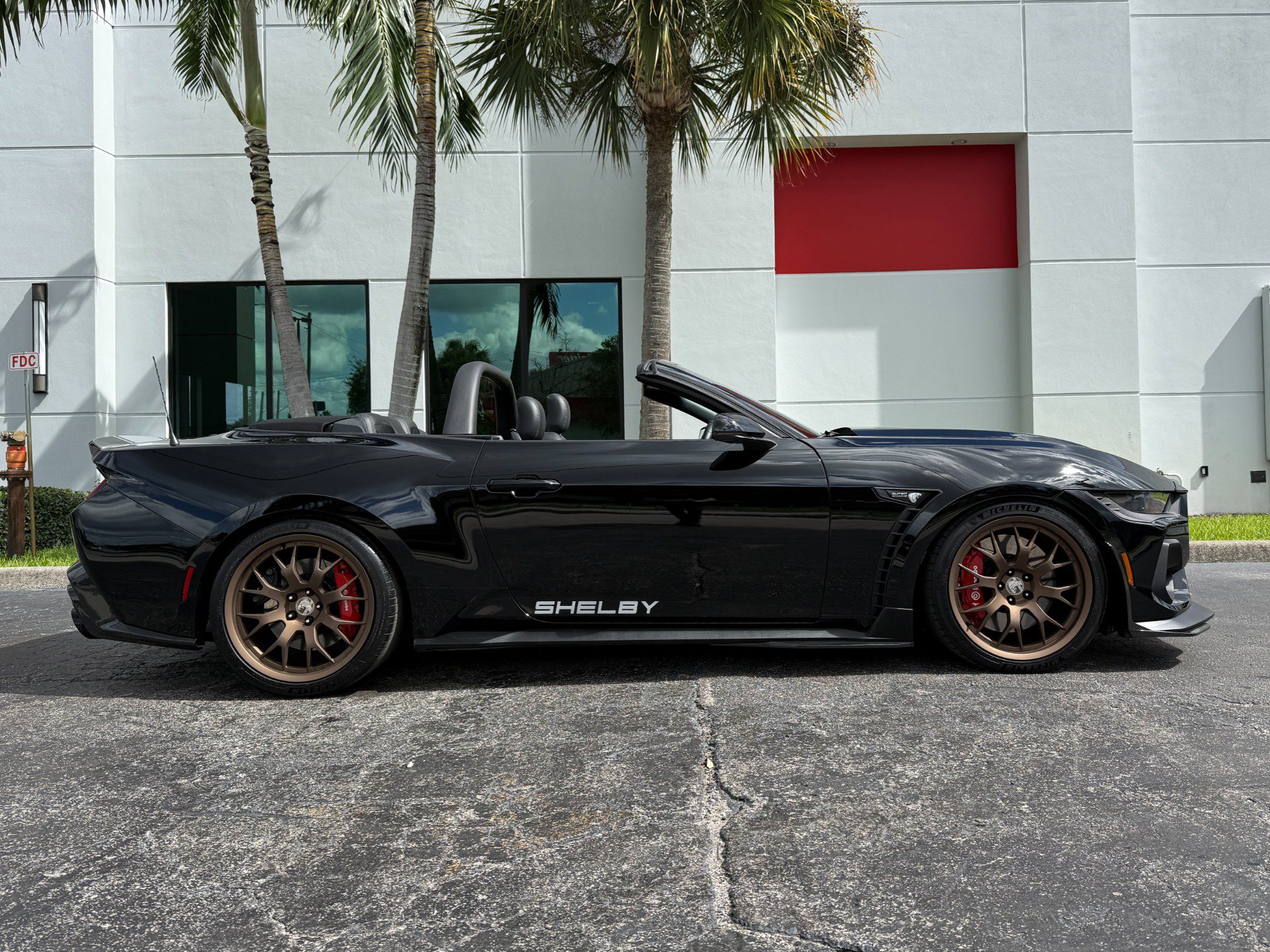 Used 2025 Ford Mustang GT Premium w/ GT Performance Package RWD image 21
