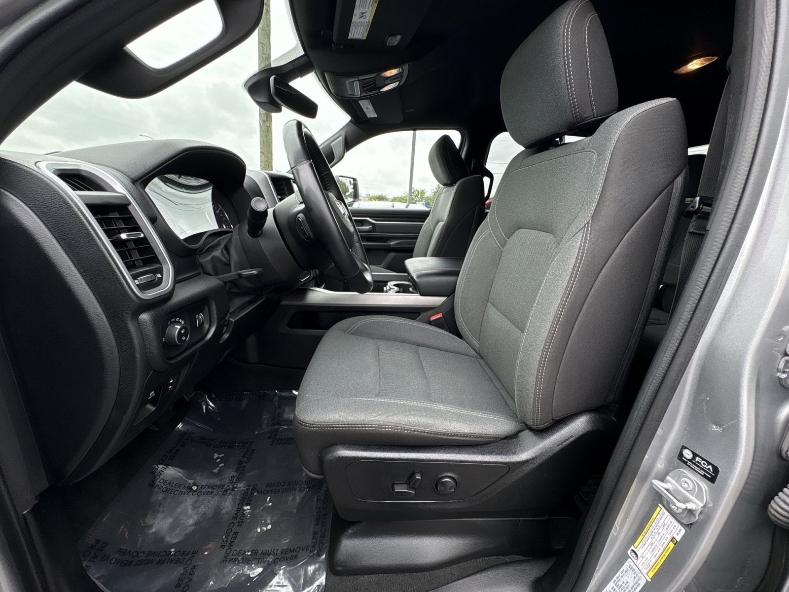 Used 2022 RAM 1500 Big Horn AWD/4WD image 11