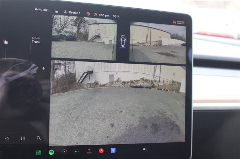 Used 2025 Tesla Model Y Long Range image 19