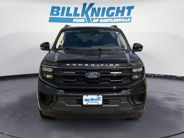 Used 2025 Ford Expedition Active AWD/4WD image 8