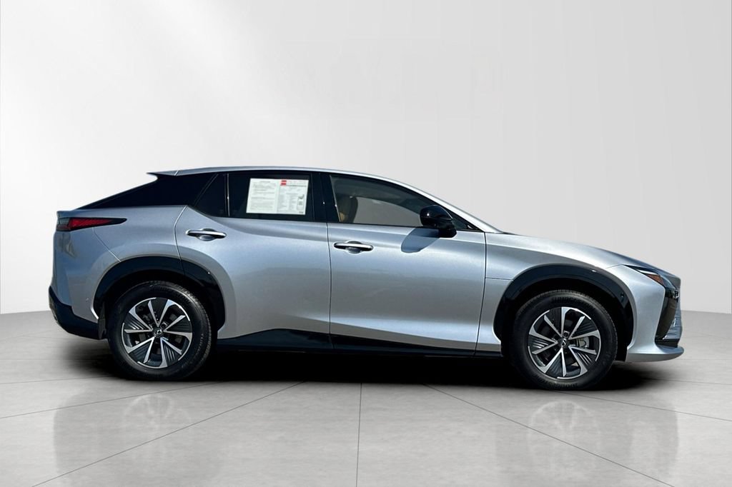 Used 2023 Lexus RZ 450e Premium w/ Technology Package AWD/4WD image 7