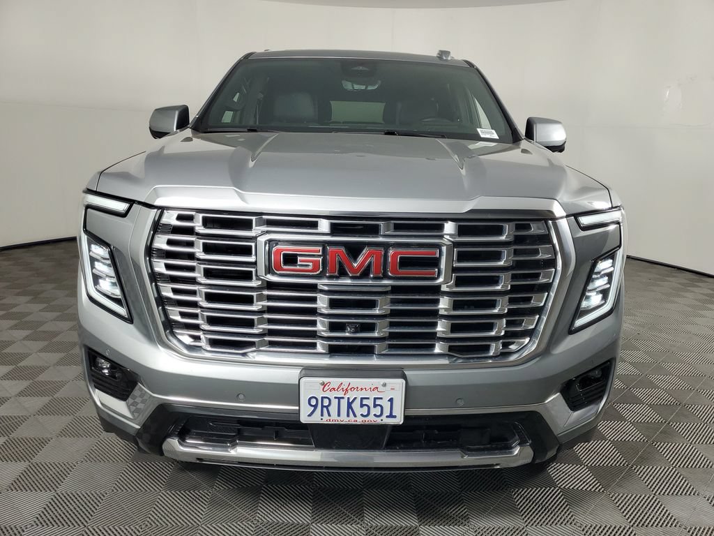 Certified 2025 GMC Yukon Denali w/ Denali Reserve Package AWD/4WD image 9