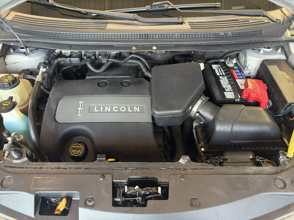 Used 2015 Lincoln MKX AWD w/ Equipment Group 102A image 31