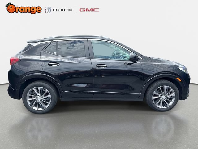 Used 2023 Buick Encore GX Select w/ Sport Touring Package FWD image 2