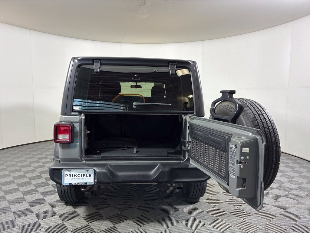 Used 2020 Jeep Wrangler Unlimited Sport AWD/4WD image 30