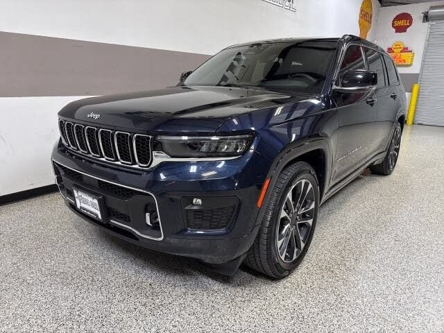 Used 2023 Jeep Grand Cherokee L Overland AWD/4WD image 3