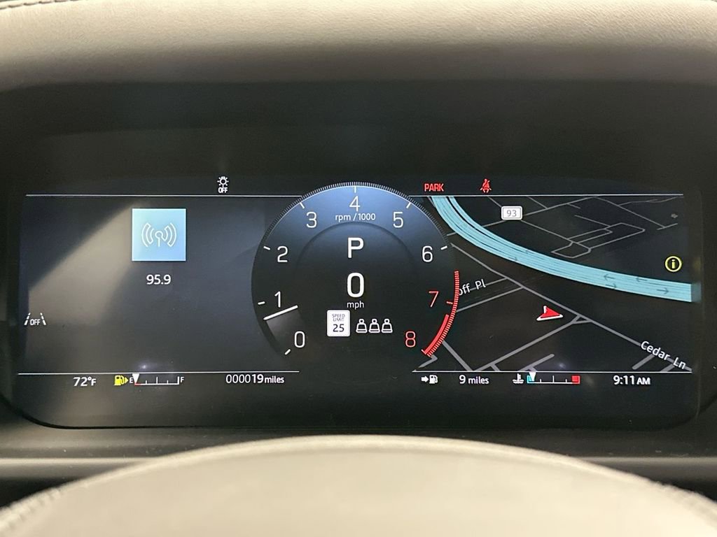 Certified 2025 Land Rover Defender 110 image 16