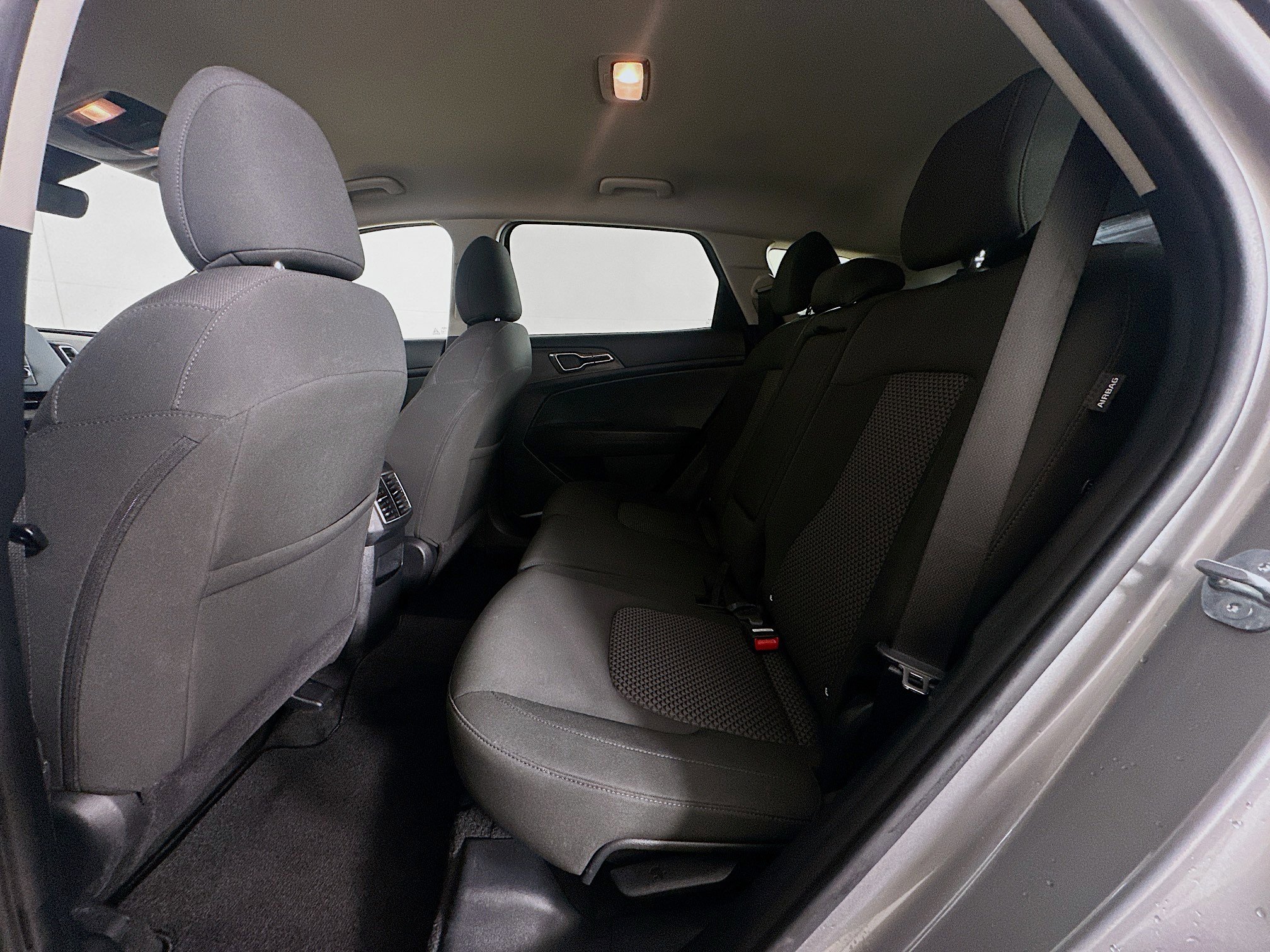 Used 2025 Kia Sportage LX AWD/4WD image 27