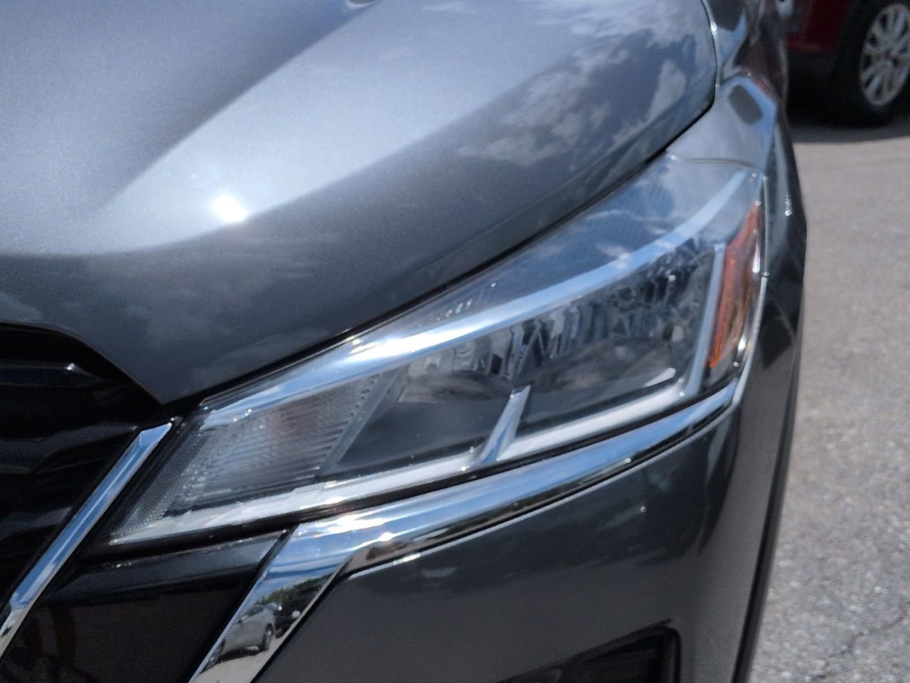 Used 2023 Nissan Kicks S FWD image 10